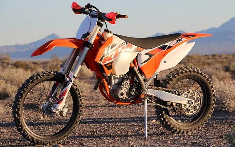 Jak wiele stron kryje w sobie dotyk crossa? Odkryj tajemnice jego zawartości!