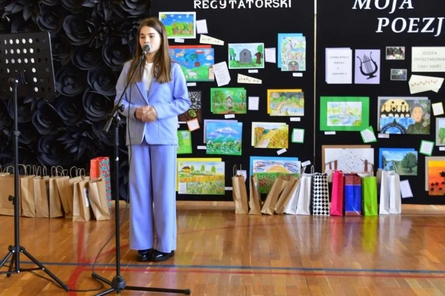 Odkryj magię wierszy Józefy Frysztakowej w poezji polskiej