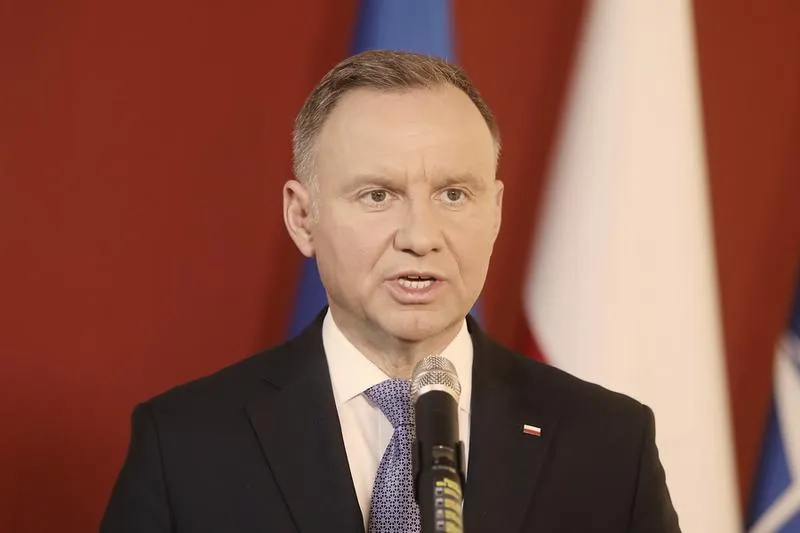 Czesław Miłosz i władza