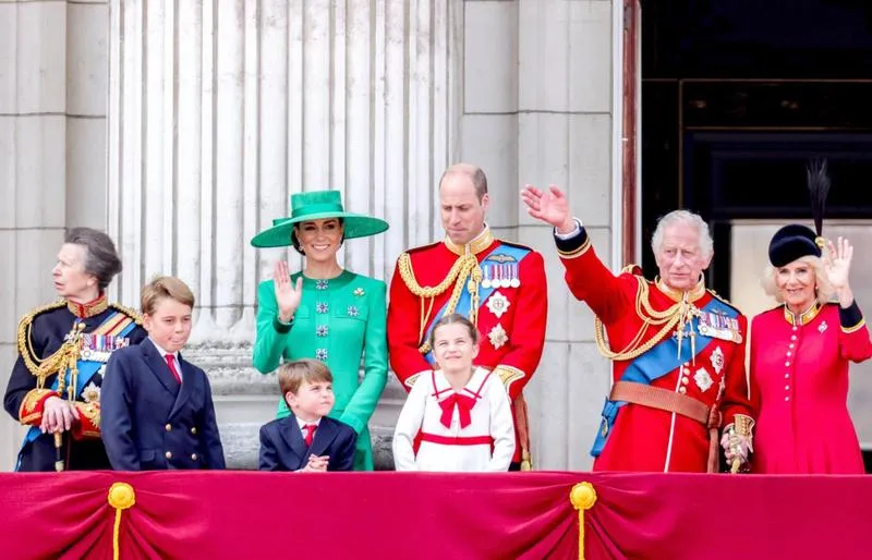 Książki o monarchii brytyjskiej