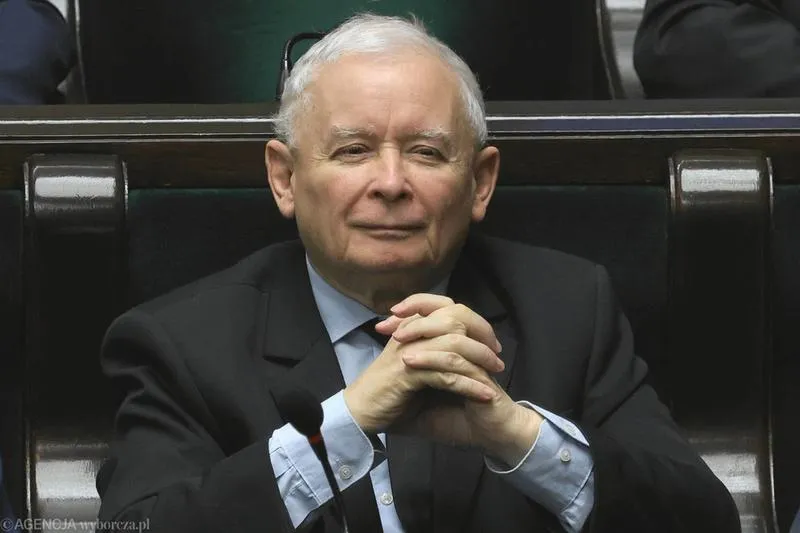 Kulisy politycznych decyzji